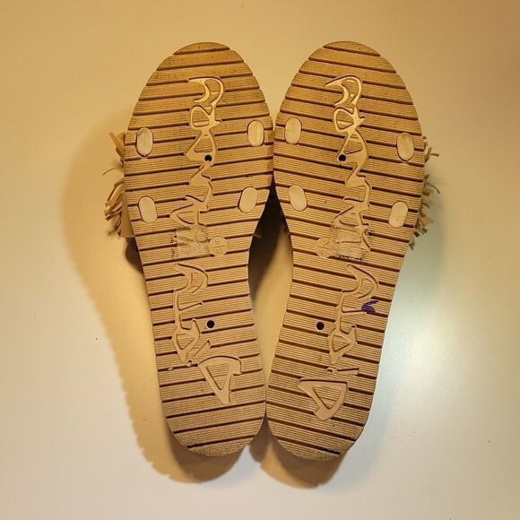 DIRTY LAUNDRY POM POM  SLIP ON ROUND TOE SANDAL - Picture 11 of 14